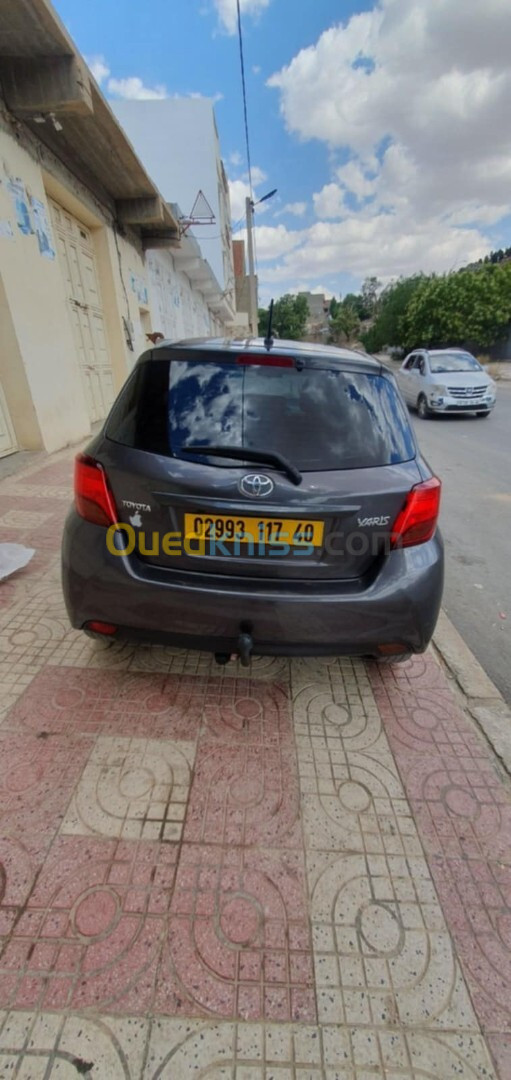 Toyota Yaris 2017 Red Edition