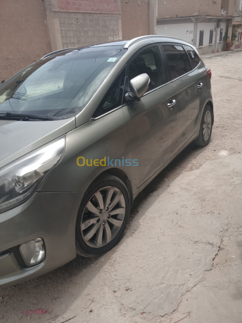 Kia Carens 2015 Premium