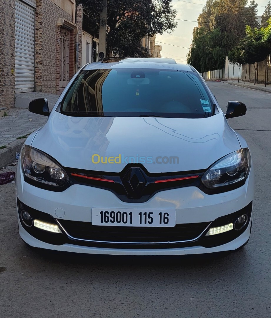 Renault Megane 3 2015 New Play