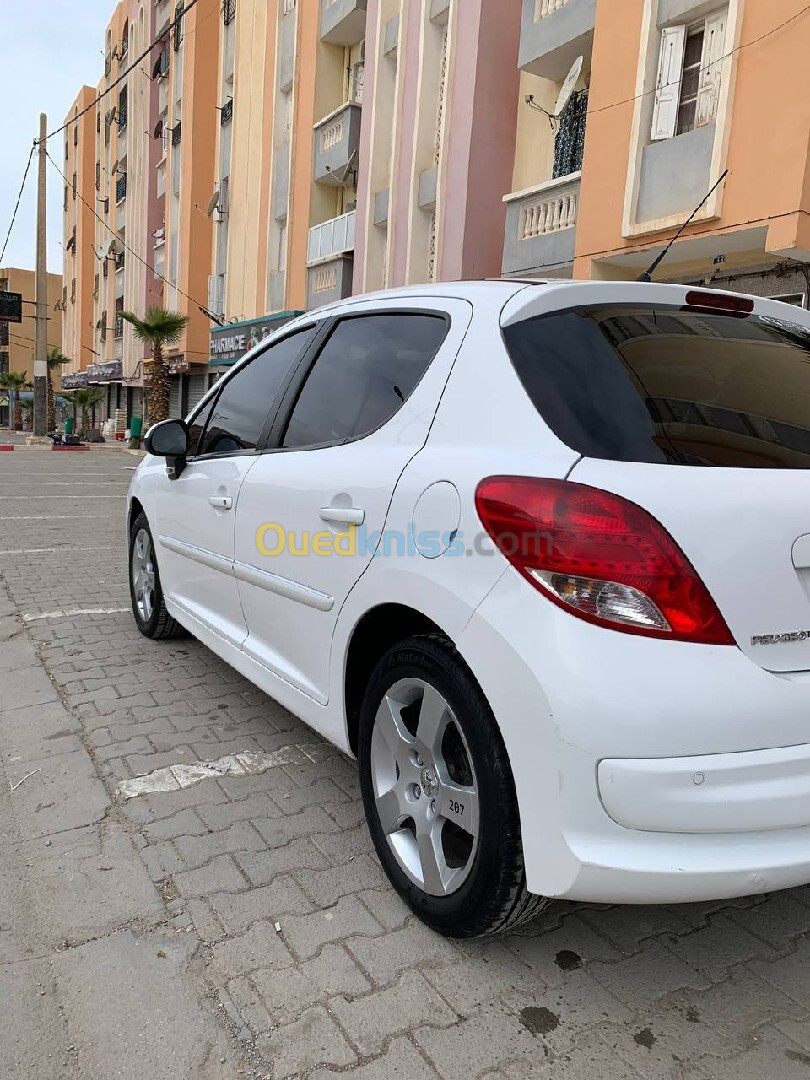 Peugeot 207 2011 207