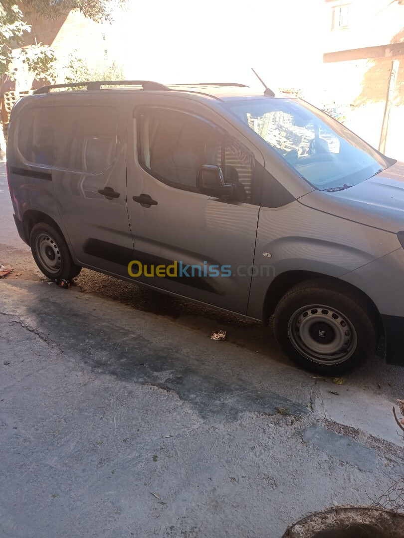 Fiat Doblo 2024 gls