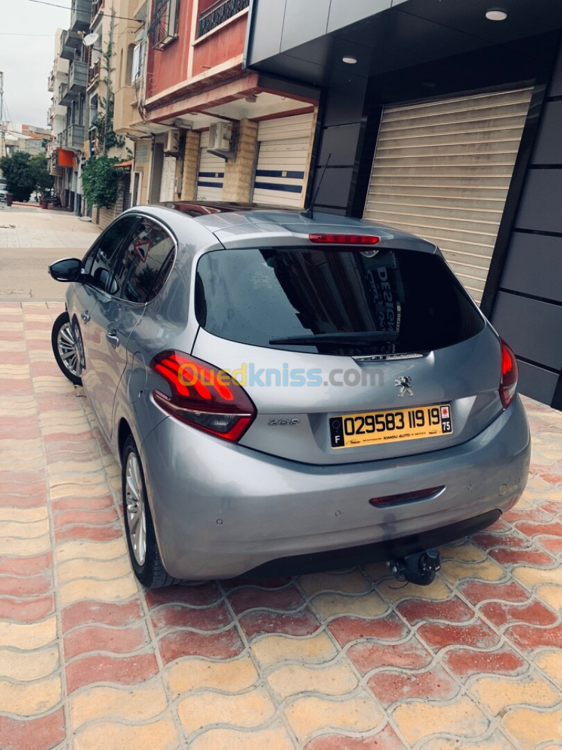 Peugeot 208 2019 Active Facelift