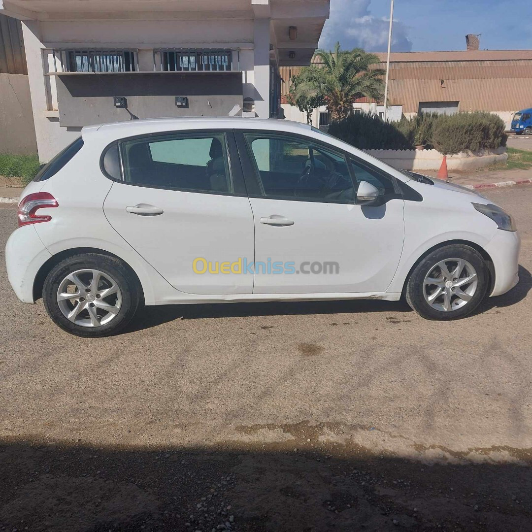 Peugeot 208 2013 Active