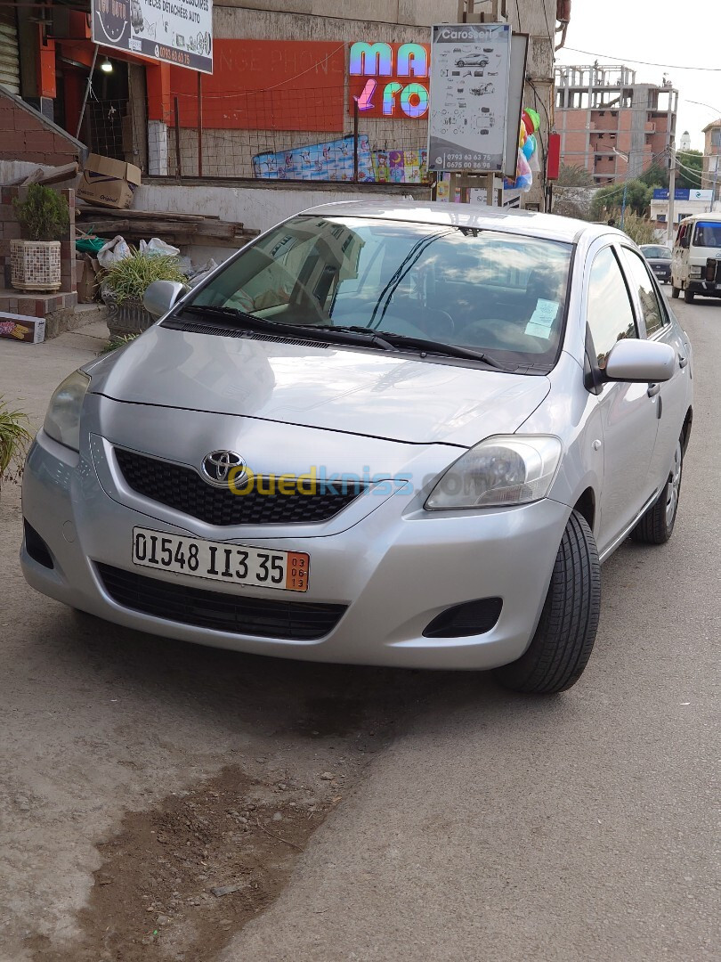 Toyota Yaris Sedan 2013 