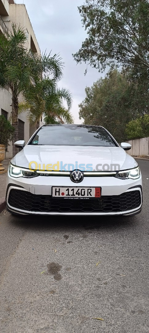 Volkswagen Golf 8 2021 GTE  245 hp