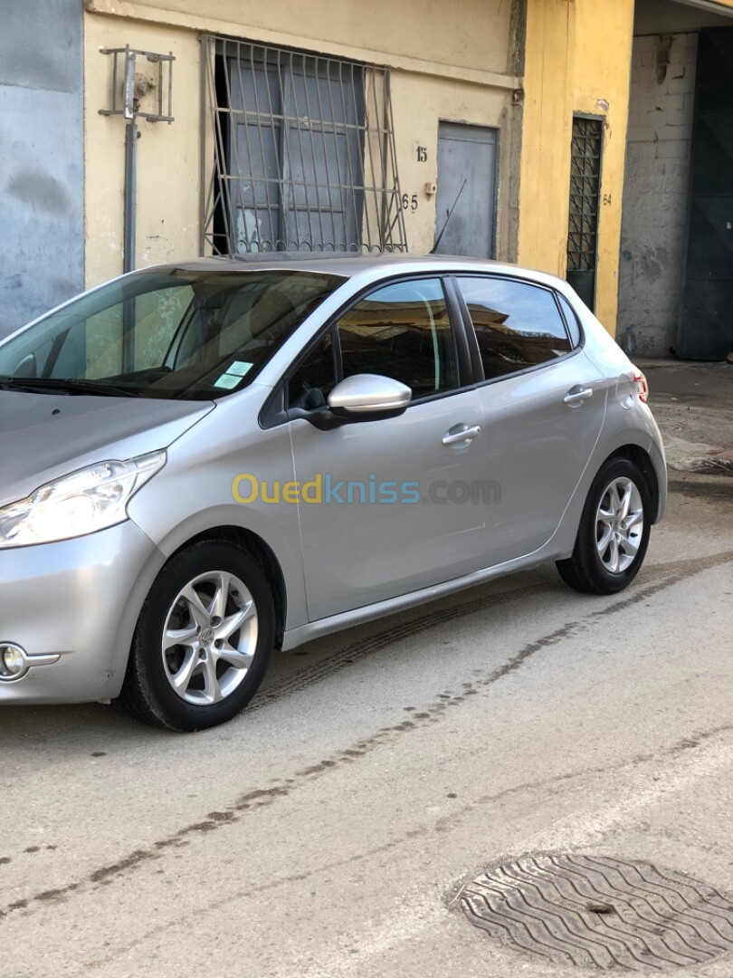 Peugeot 208 2013 Active