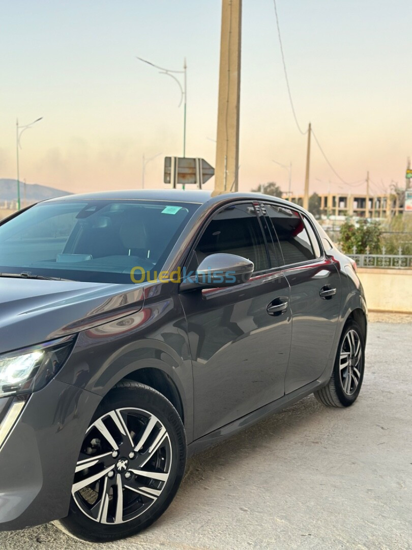 Peugeot 208 2022 Allure Facelift