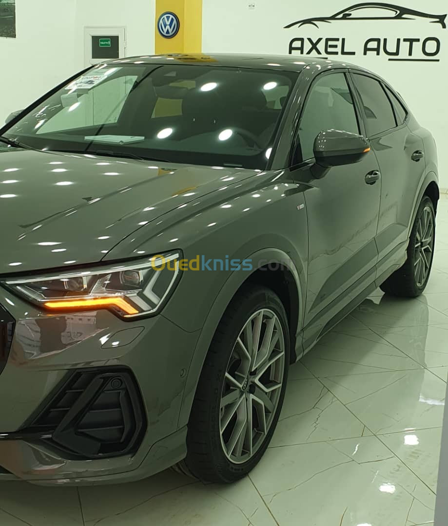 Audi Q3 2024 S line quattro