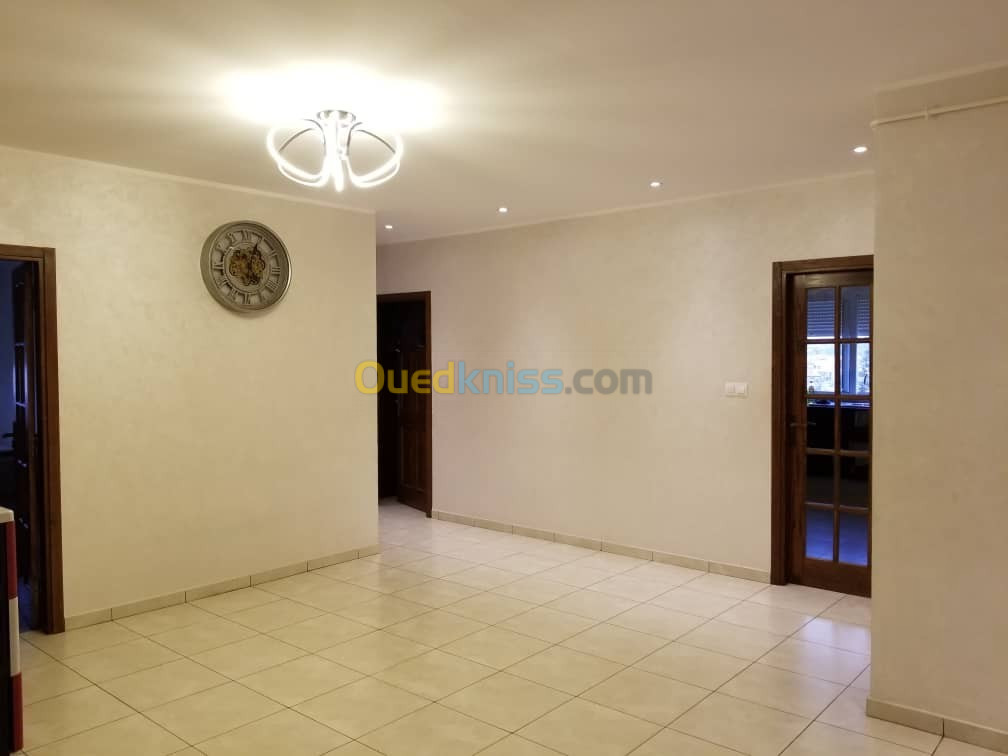 Vente Appartement F04 Alger Oued smar