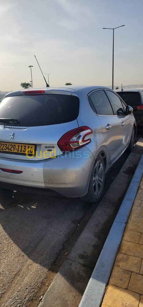 Peugeot 208 2013 Allure