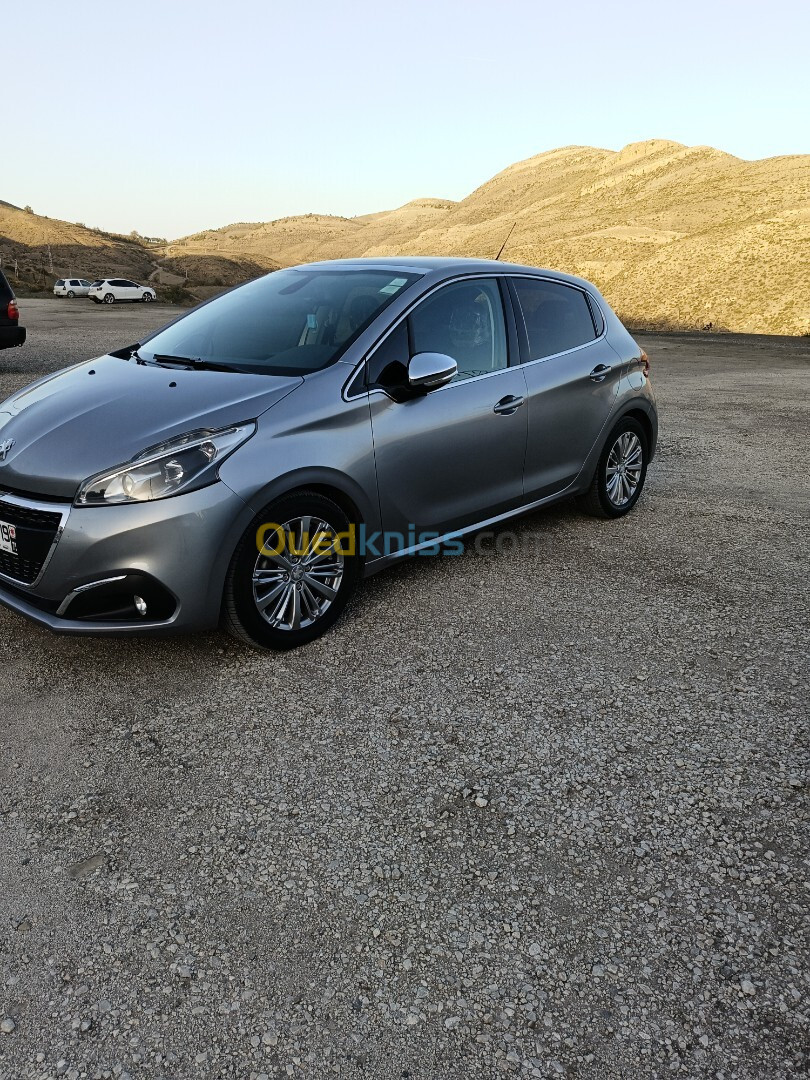 Peugeot 208 2019 Allure Facelift