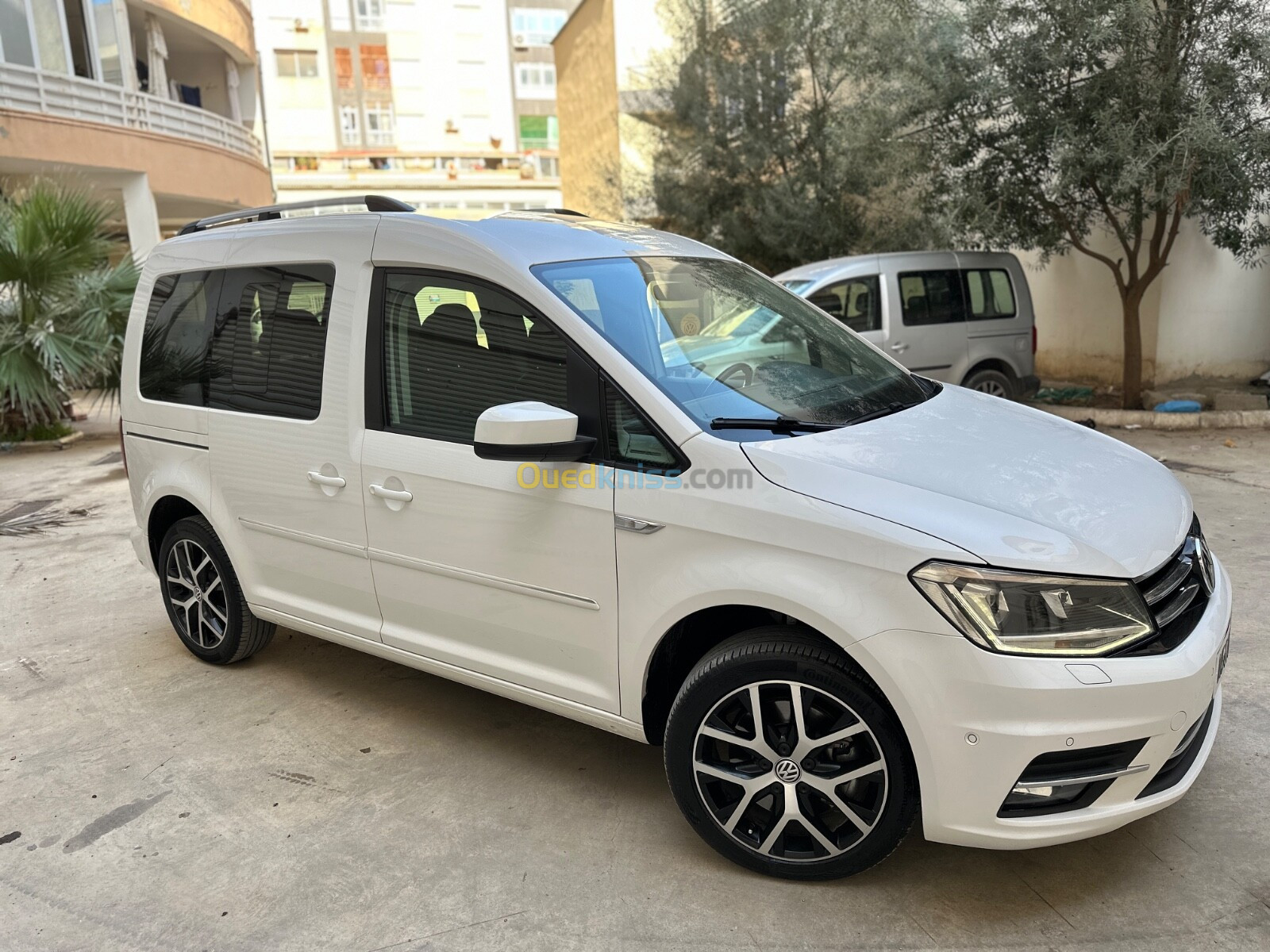 Volkswagen Caddy 2019 High edition