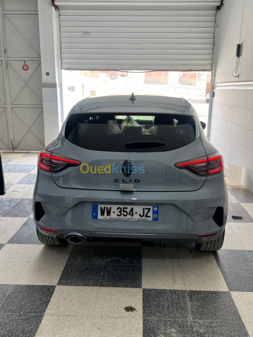 Renault Clio 2024 Alpin