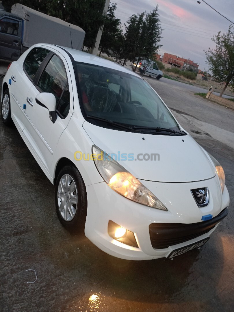 Peugeot 207 plus 2013 207 plus