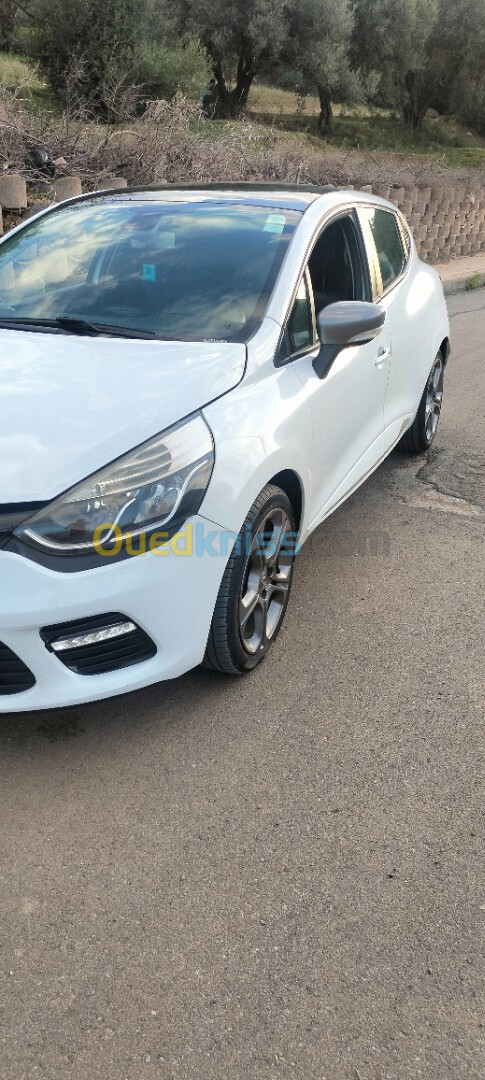 Renault Clio 4 2015 GT Line +