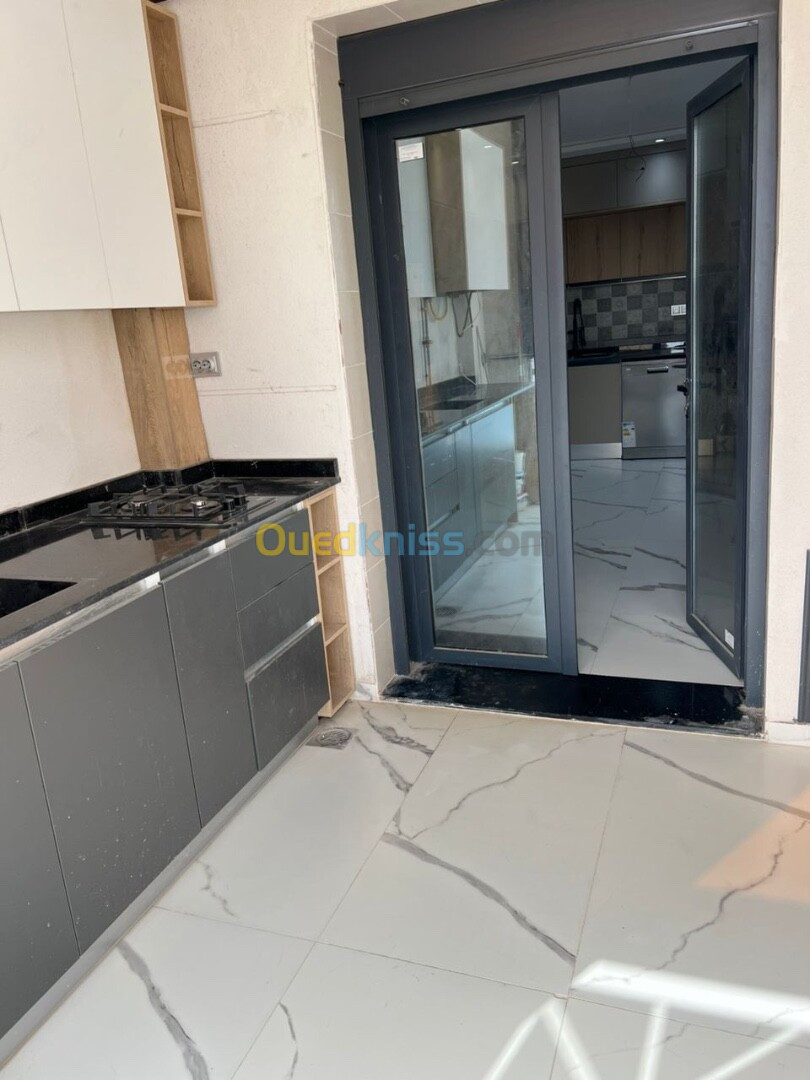 Vente Appartement F4 Alger Bordj el bahri