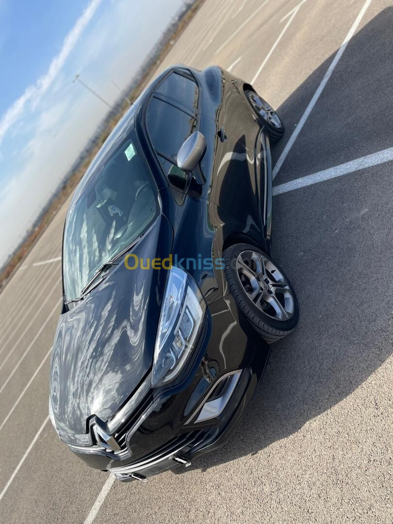 Renault Clio 4 2019 GT Line +