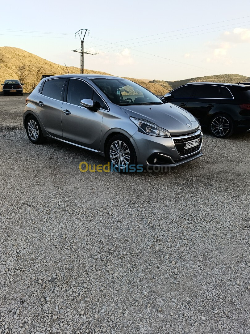 Peugeot 208 2019 Allure Facelift