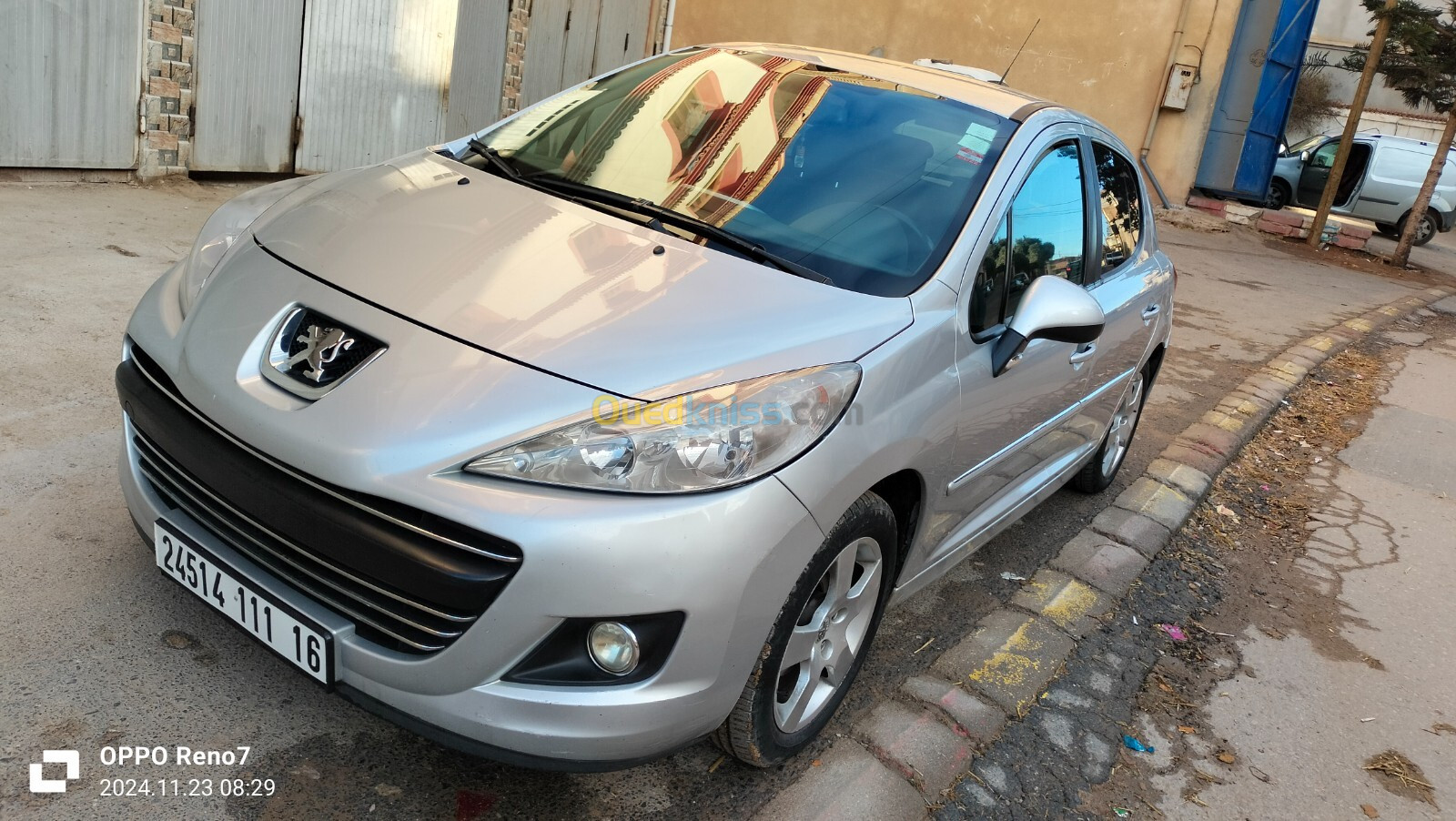 Peugeot 207 2011 