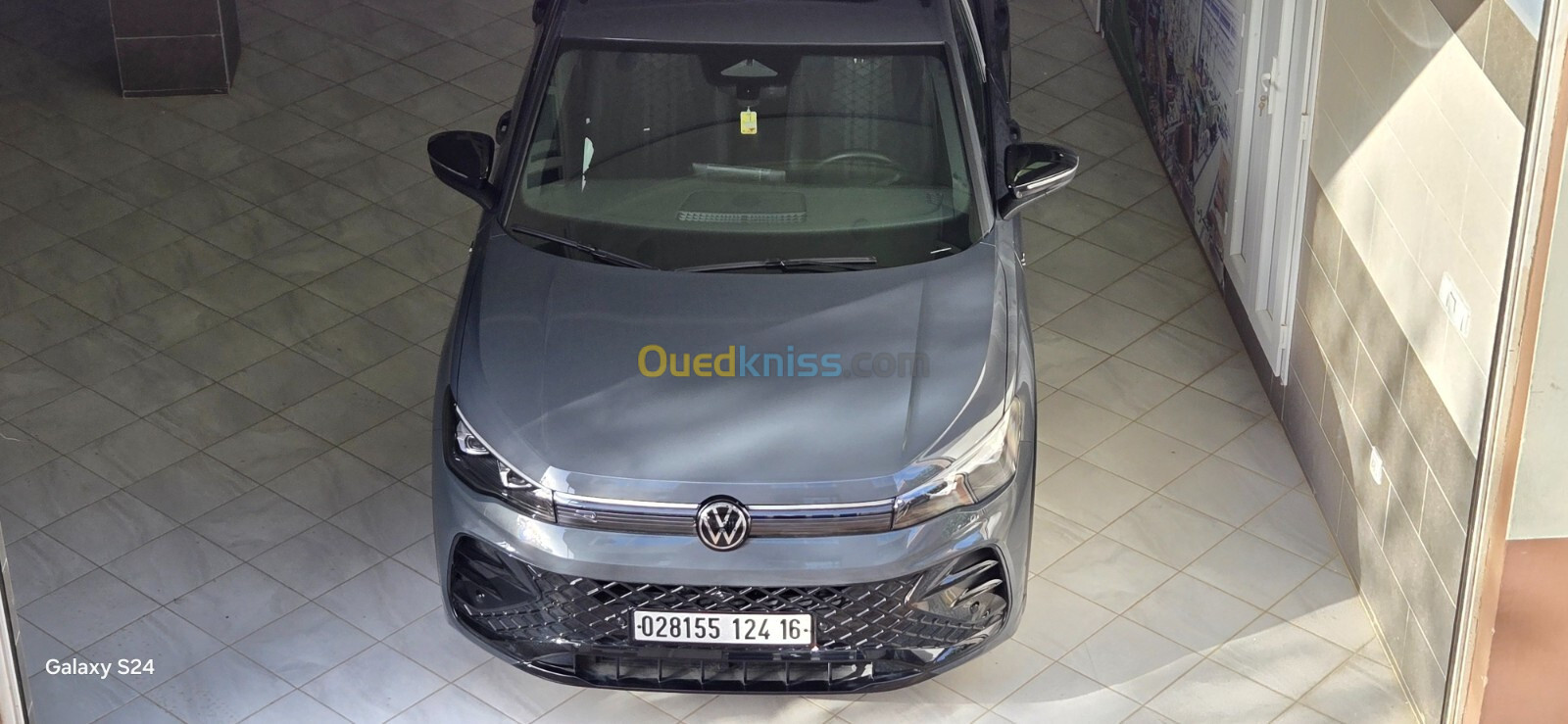 Volkswagen Tiguan 2024 R-LINE pack black