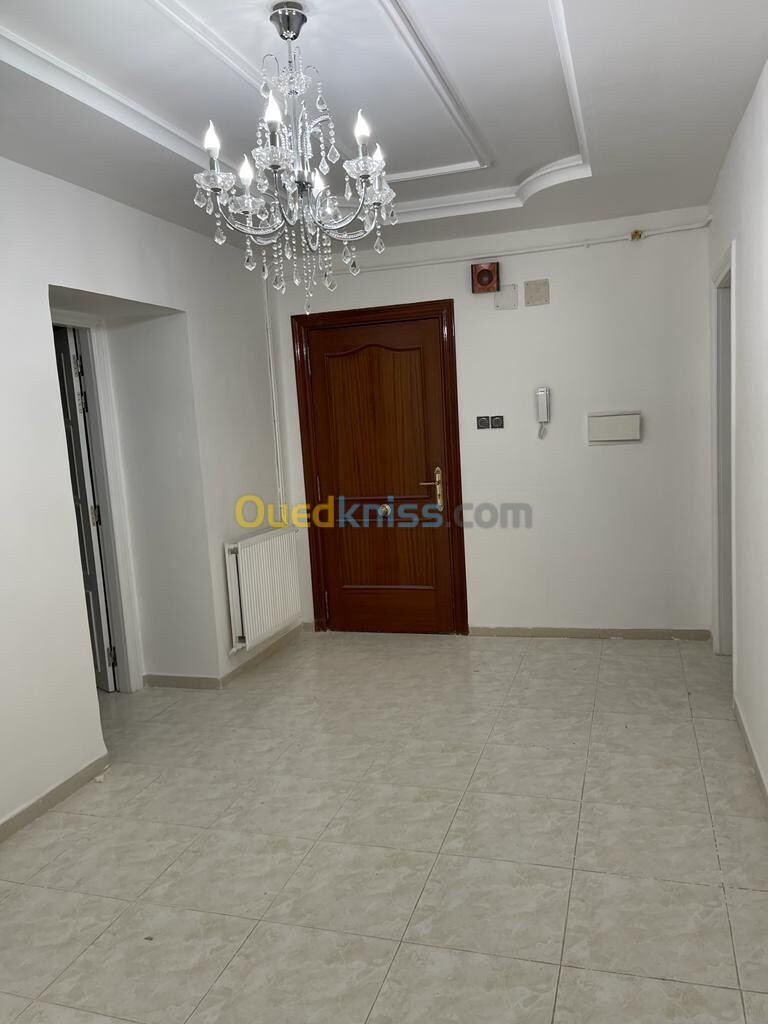 Location Appartement F4 Alger Ben aknoun