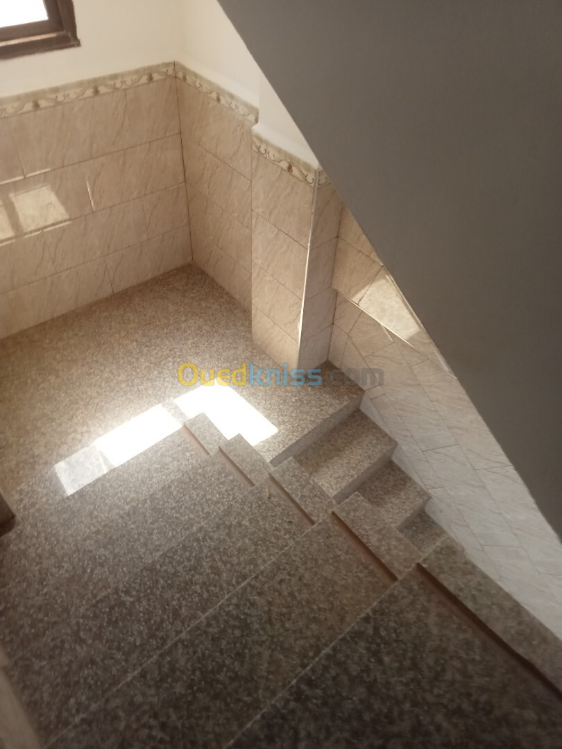 Location Niveau De Villa F3 Alger Bordj el kiffan