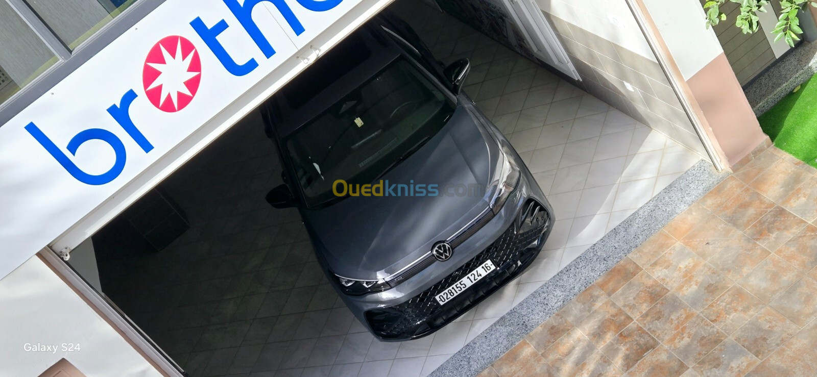 Volkswagen Tiguan 2024 R-LINE pack black