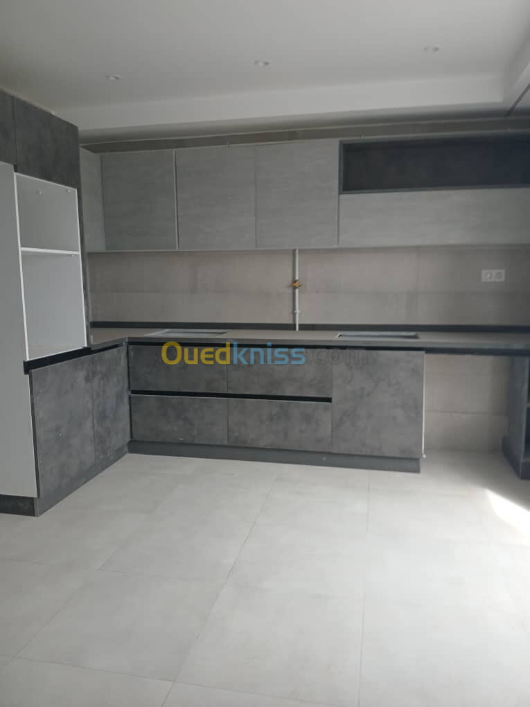 Vente Appartement F5 Alger Bordj el kiffan