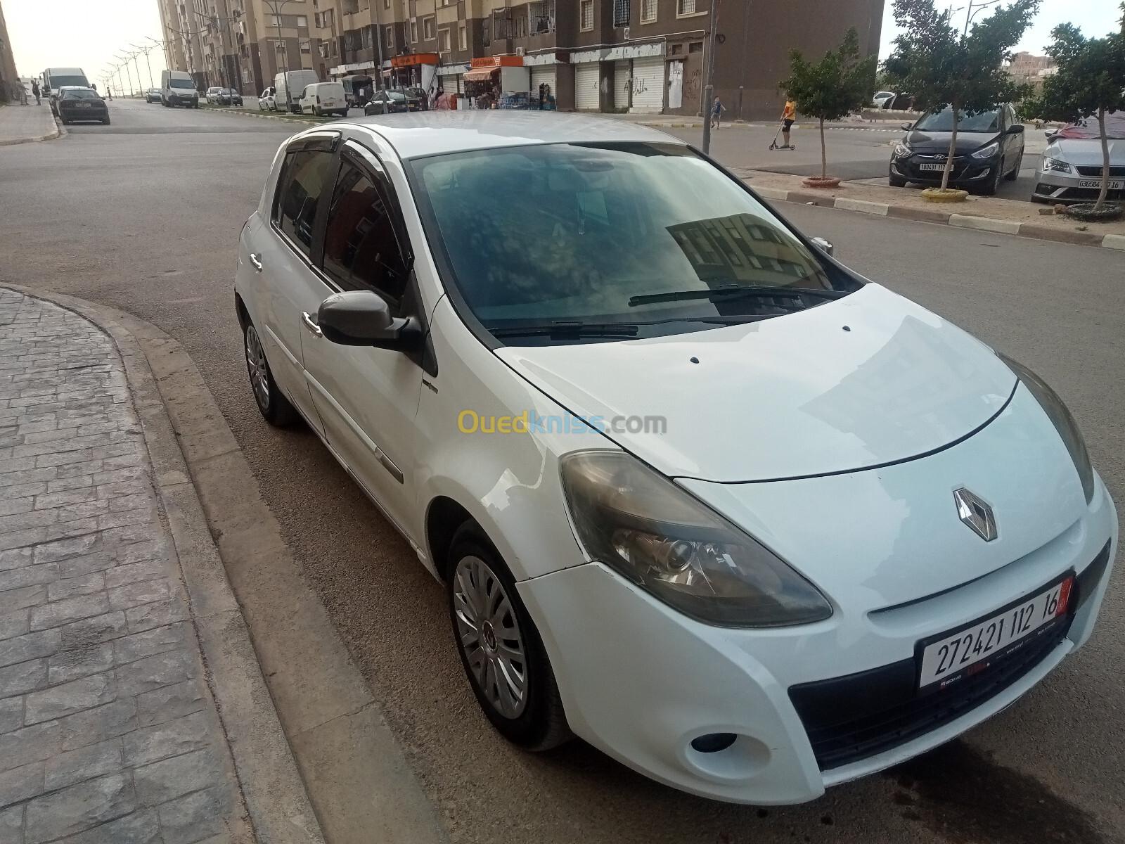 Renault Clio 3 2012 faracha