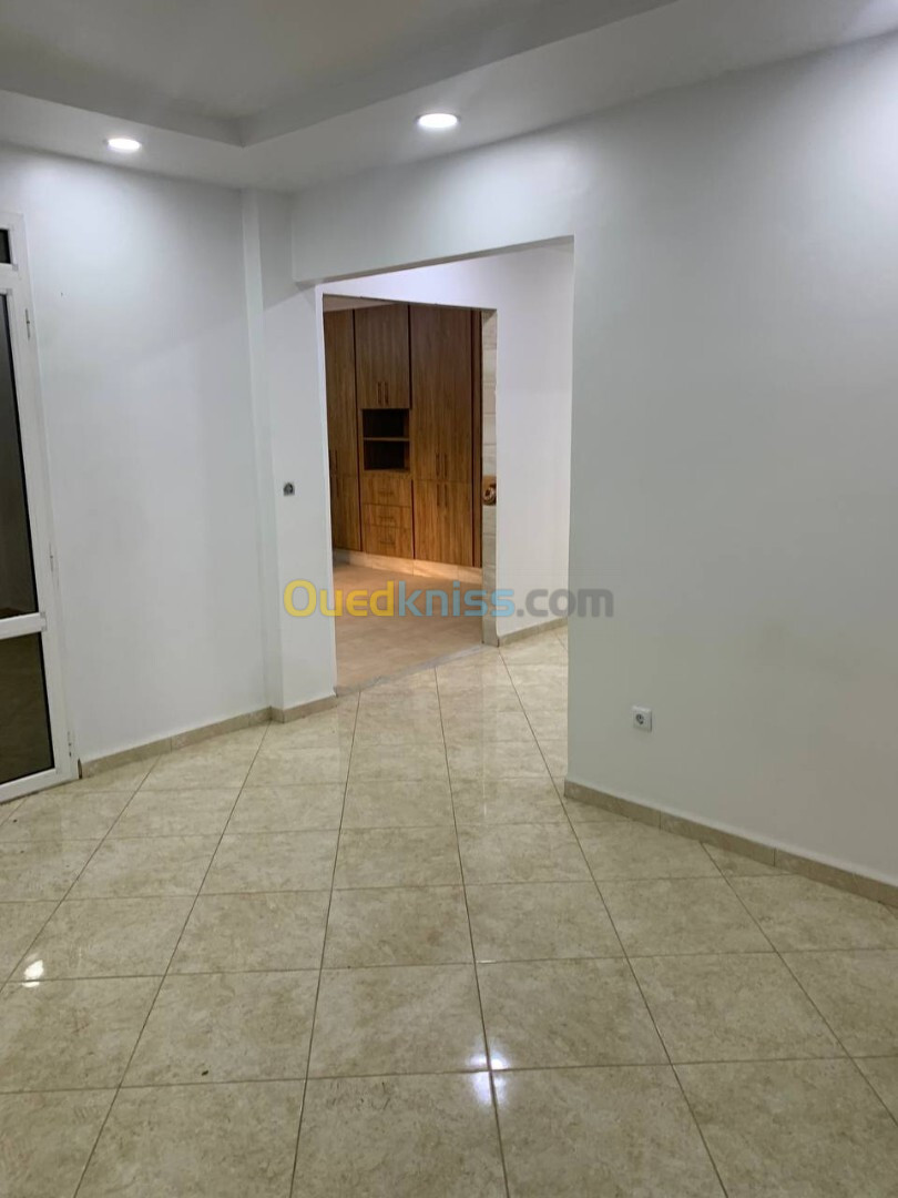 Vente Appartement F3 Alger Bordj el kiffan