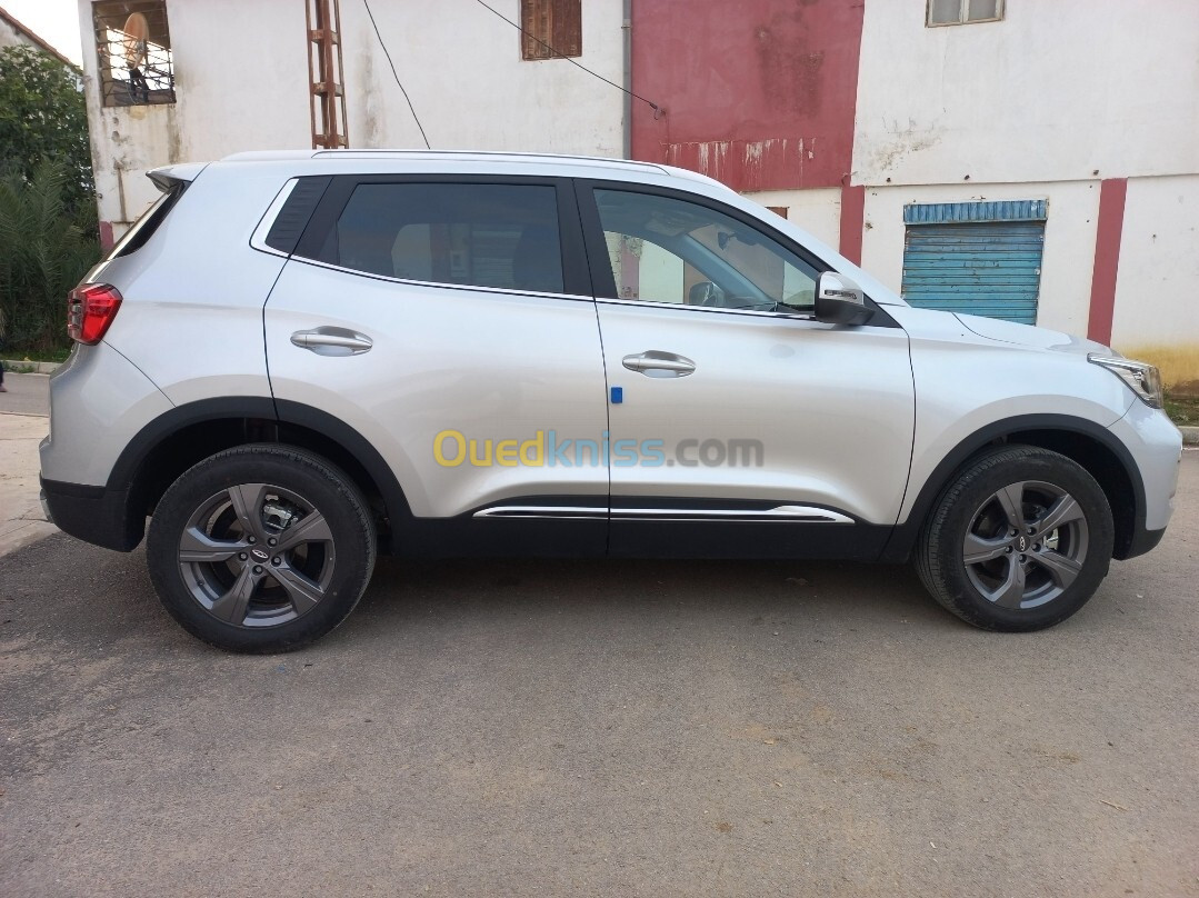 Chery Tiggo 4 proi 2024 Luxury