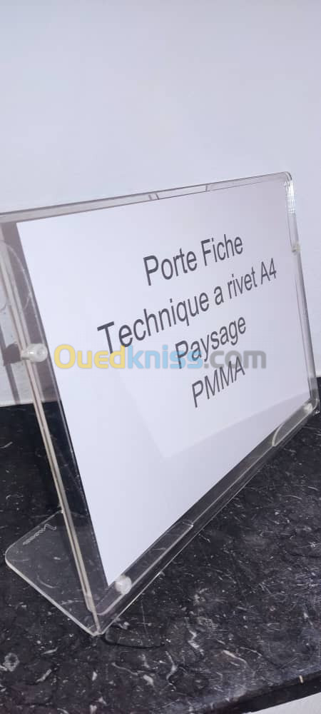 Porte Fiche Technique sur Bureau format A4 Paysage en PMMA