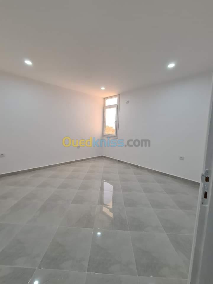 Vente Appartement F2 Alger Bordj el kiffan