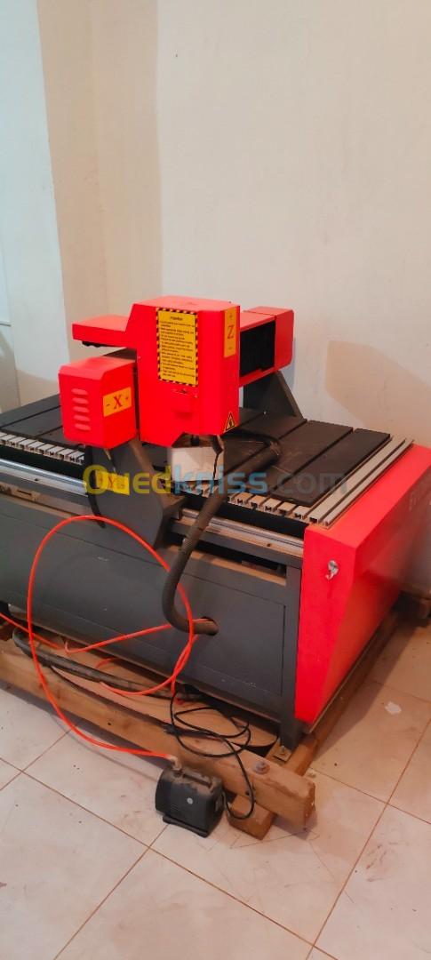 Fraiseuse CNC 