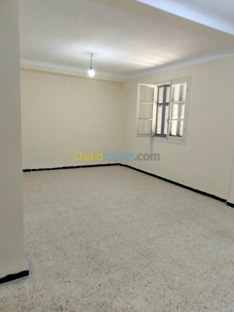 Vente Appartement F3 Blida Bouarfa