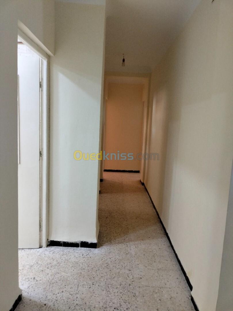 Vente Appartement F3 Blida Bouarfa