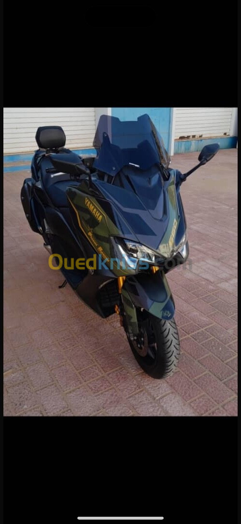 Yamaha Tmax 560 2022