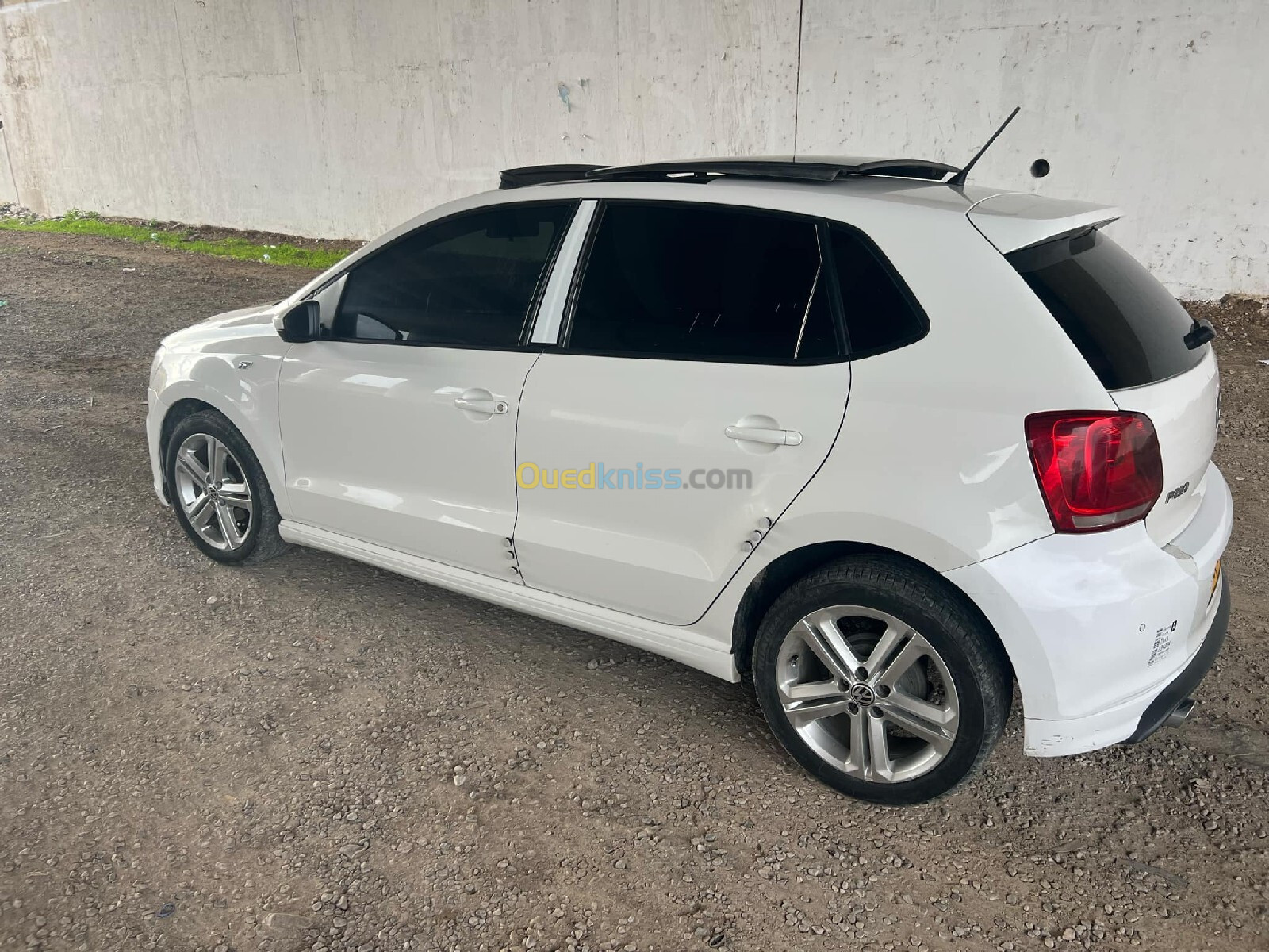 Volkswagen Polo 2014 R-line