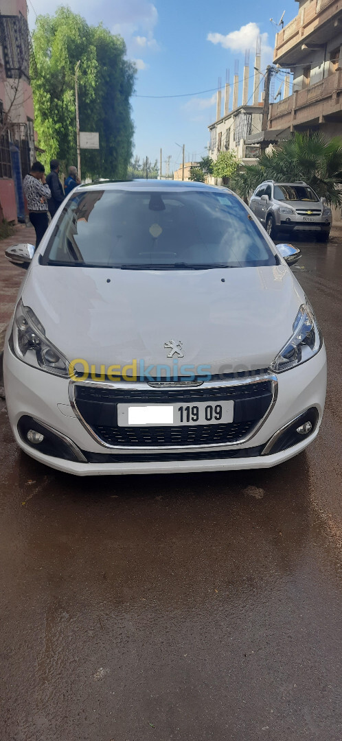 Peugeot 208 2019 Allure