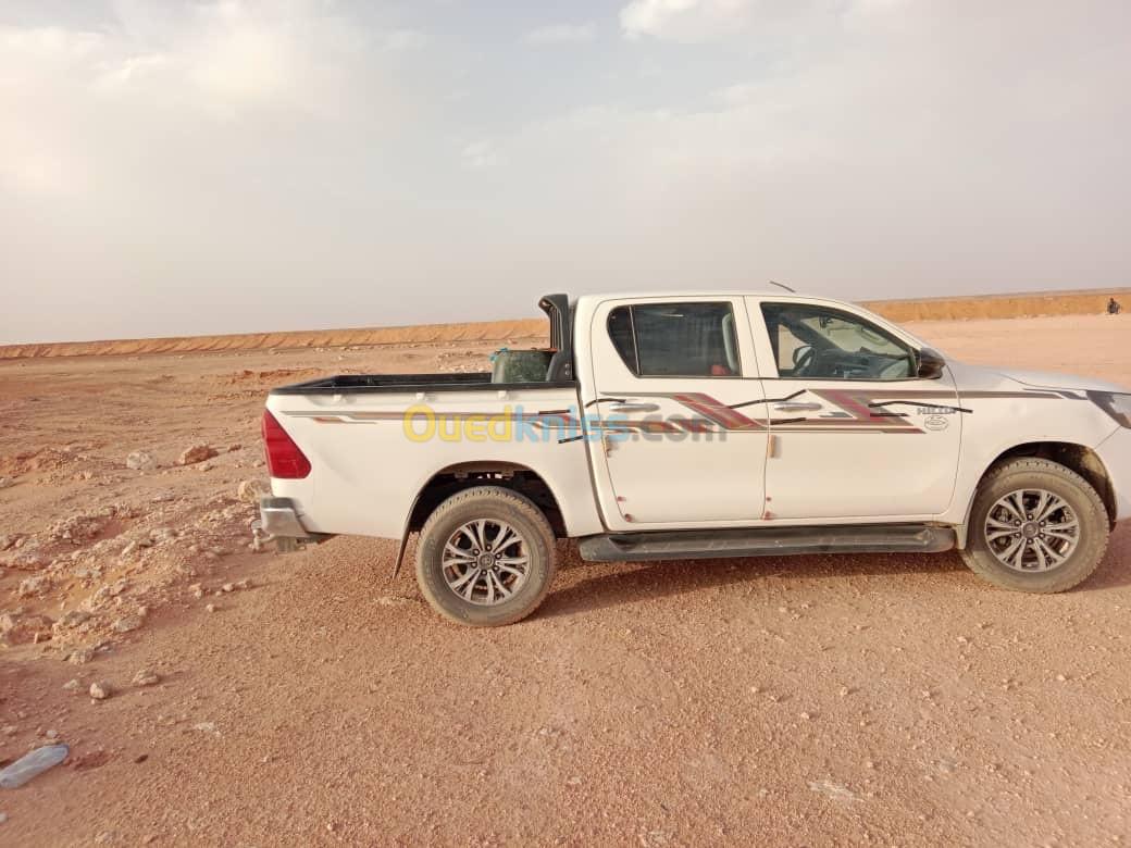 Toyota Hilux 2020 LEGEND DC 4x4 Pack Luxe