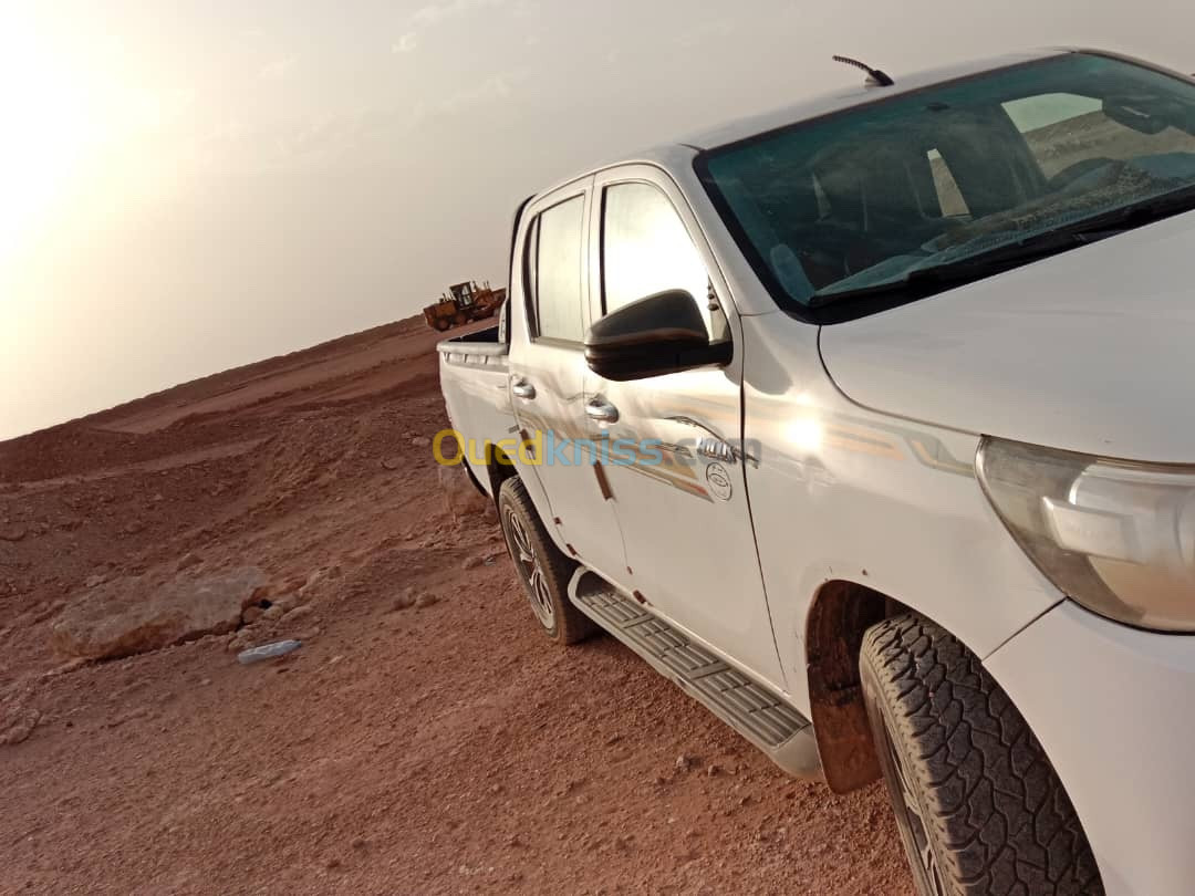 Toyota Hilux 2020 LEGEND DC 4x4 Pack Luxe