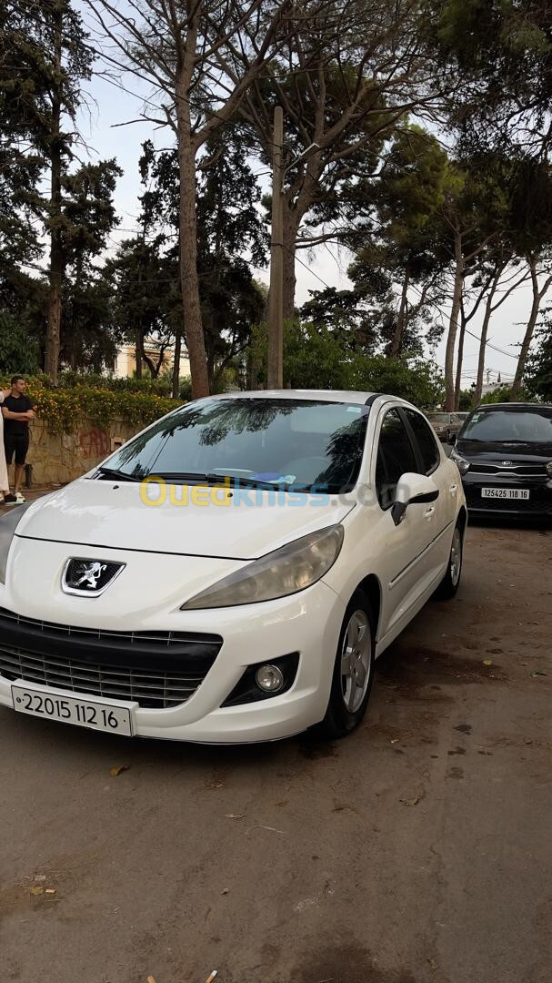 Peugeot 207 2012 