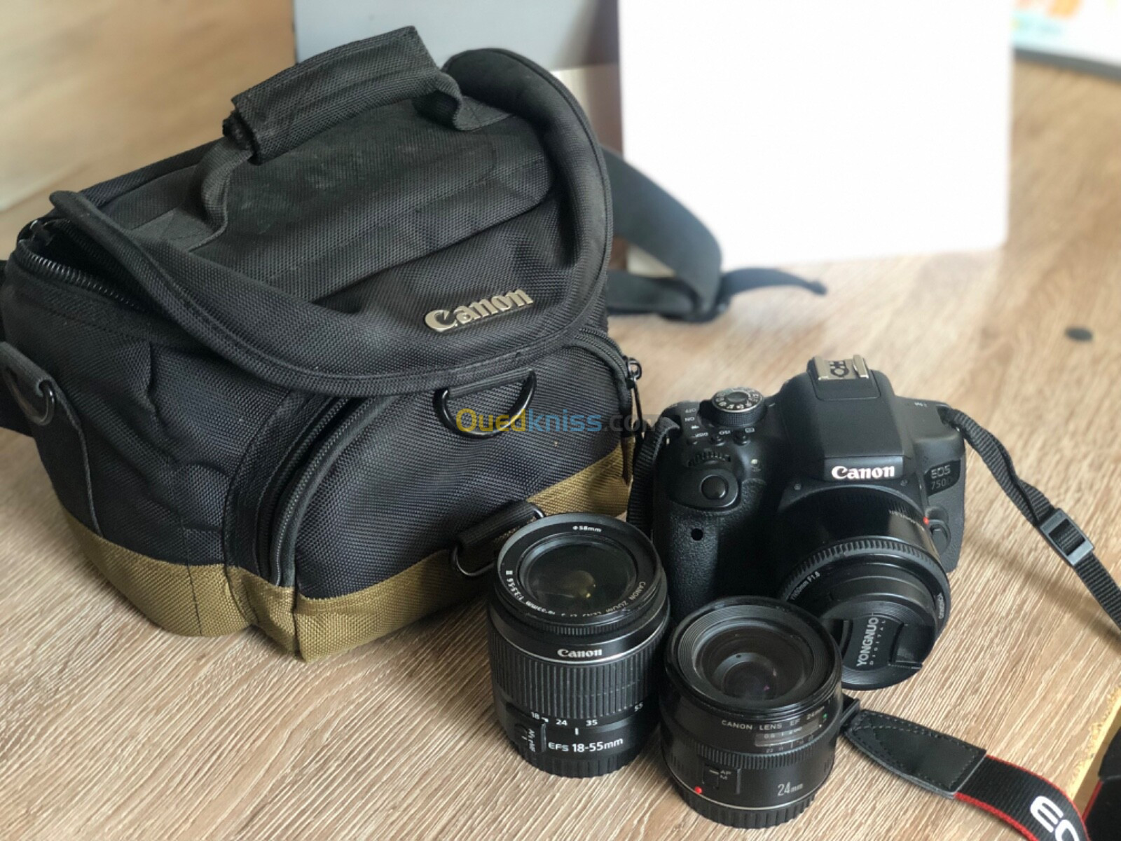 Camera 750d 18-55mm 10k click  + lense 24mm + pochette 