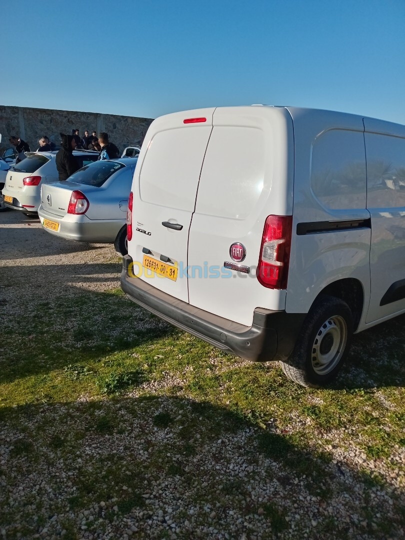 Fiat Doblo 2024 2place