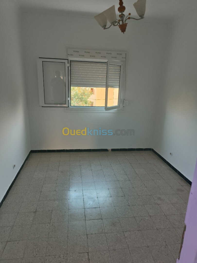 Location Appartement F3 Alger Sidi moussa