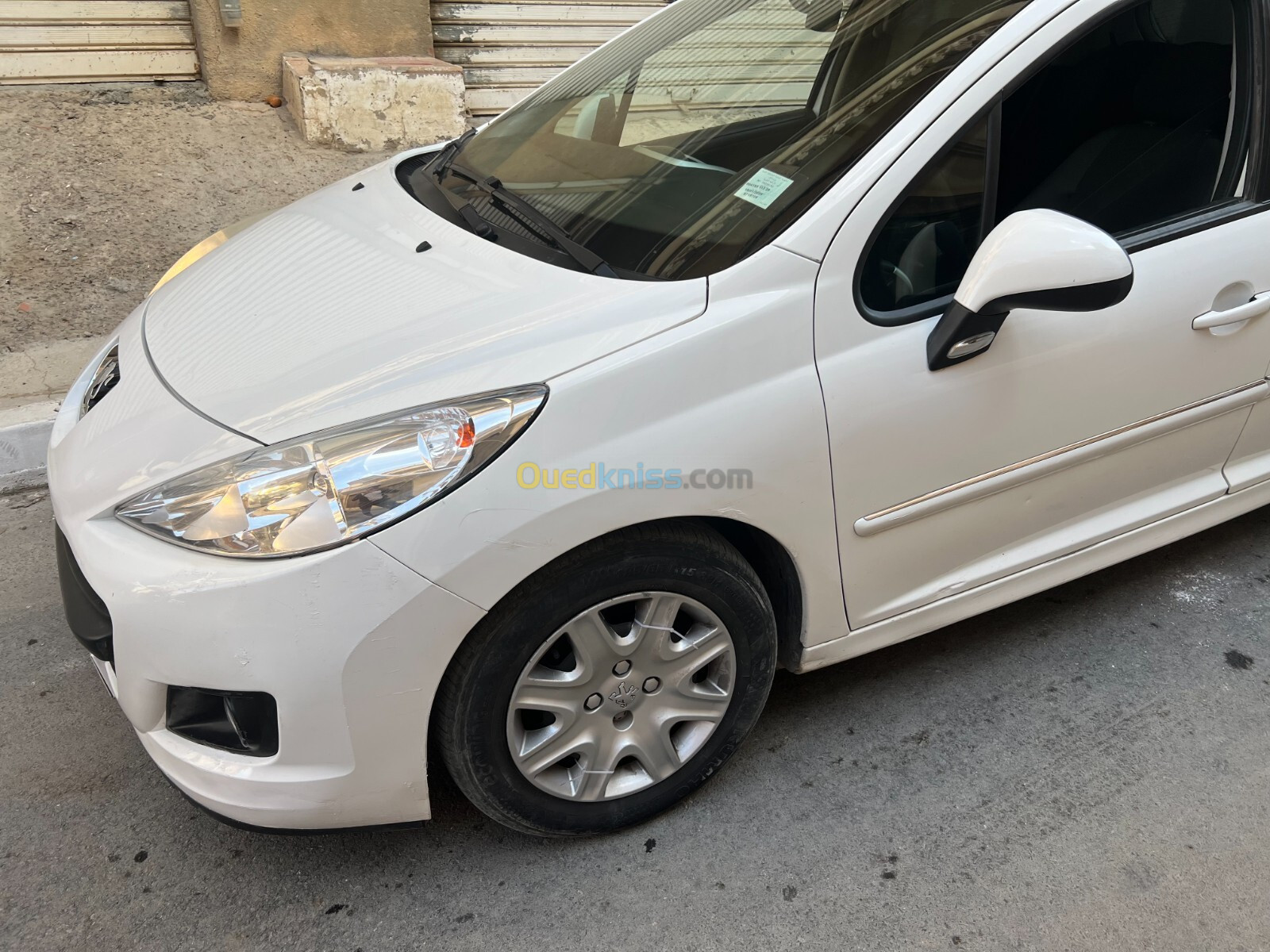 Peugeot 207 2013 207+