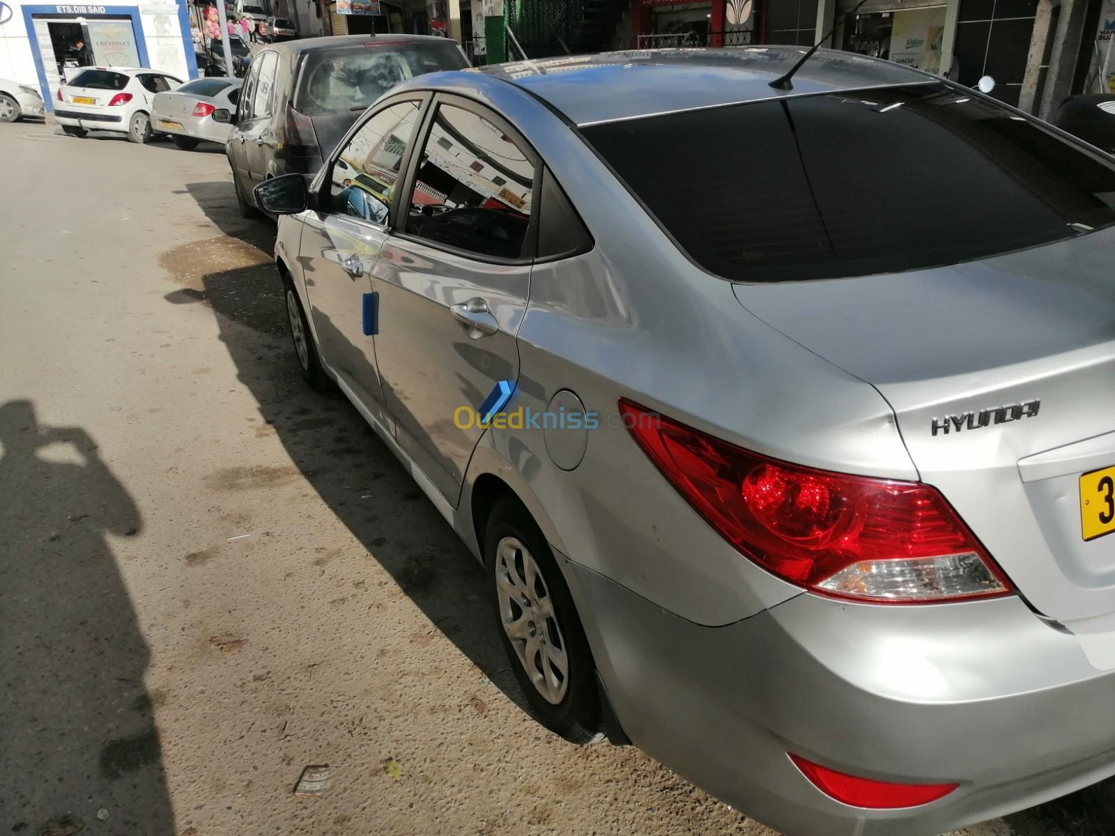 Hyundai Accent RB  5 portes 2012 