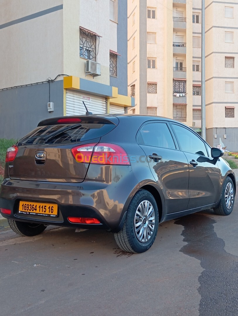 Kia Rio 5 portes 2015 Pop