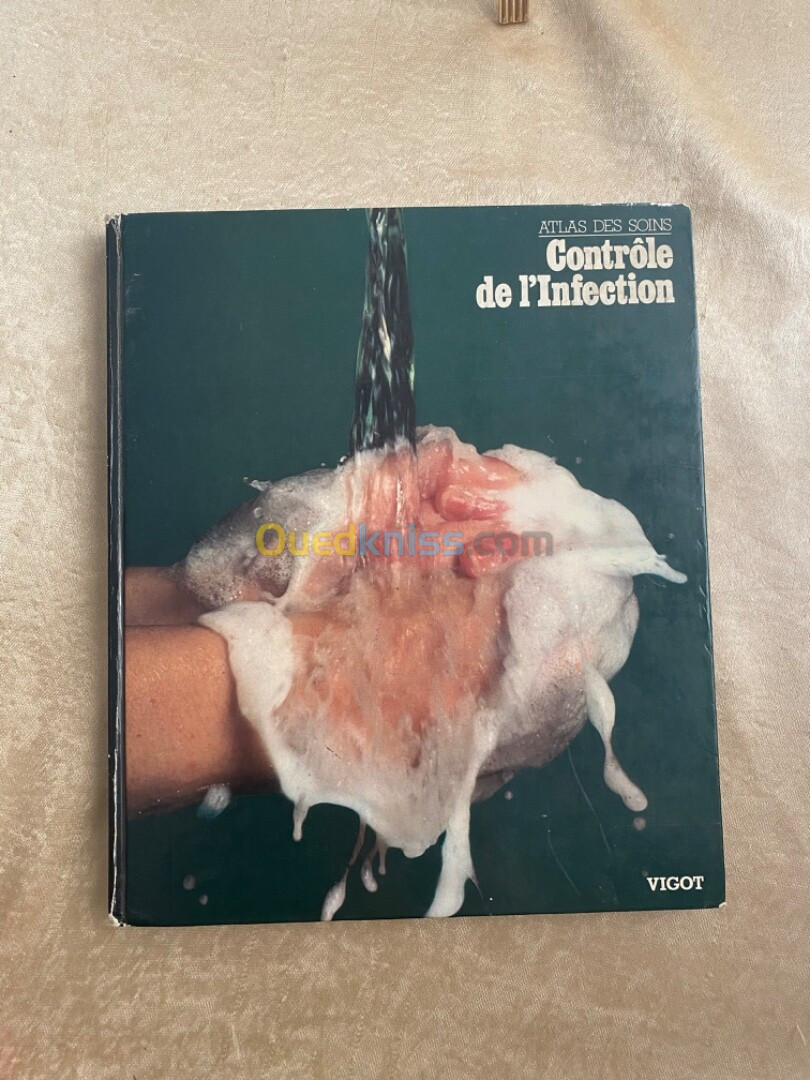 livre contrôle de linfection médecine 