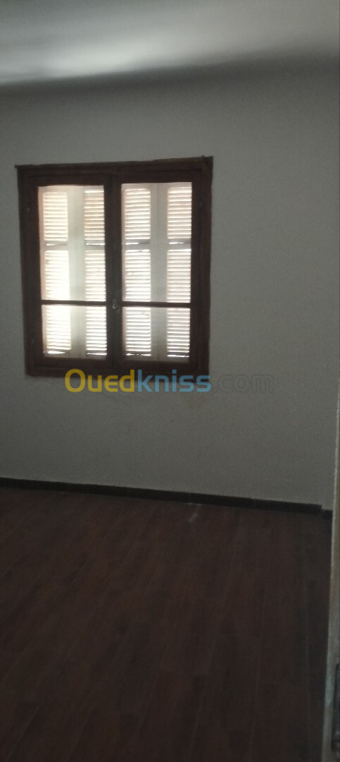 Location Appartement F4 Alger Dar el beida